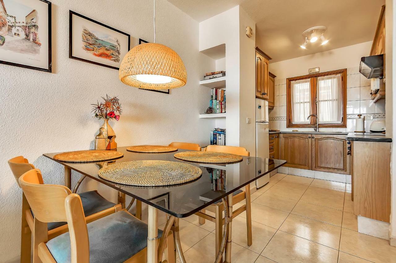 Santiago del Teide First Line Beach Front 2 Bedroom Apartment Los Gigantes מראה חיצוני תמונה