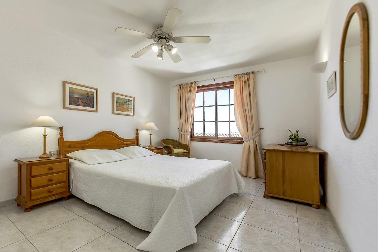 Santiago del Teide First Line Beach Front 2 Bedroom Apartment Los Gigantes מראה חיצוני תמונה
